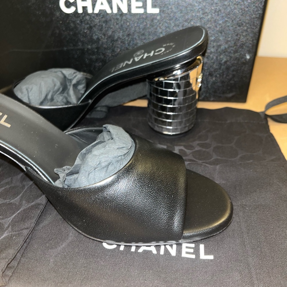 Authentic Chanel Mules Lambskin Black size 36 - Picture 6 of 15
